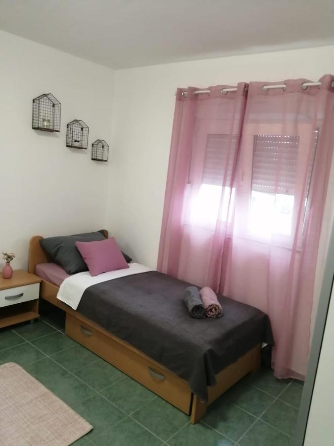 Holiday House Lara Starigrad Paklenica Luaran gambar