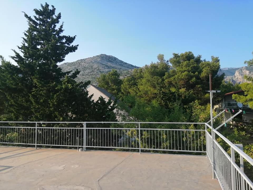 Holiday House Lara Starigrad Paklenica Luaran gambar