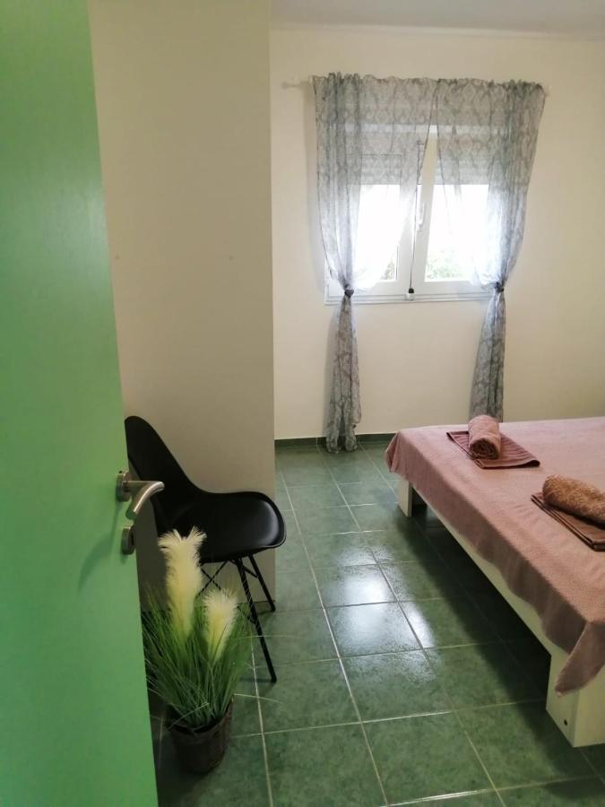 Holiday House Lara Starigrad Paklenica Luaran gambar