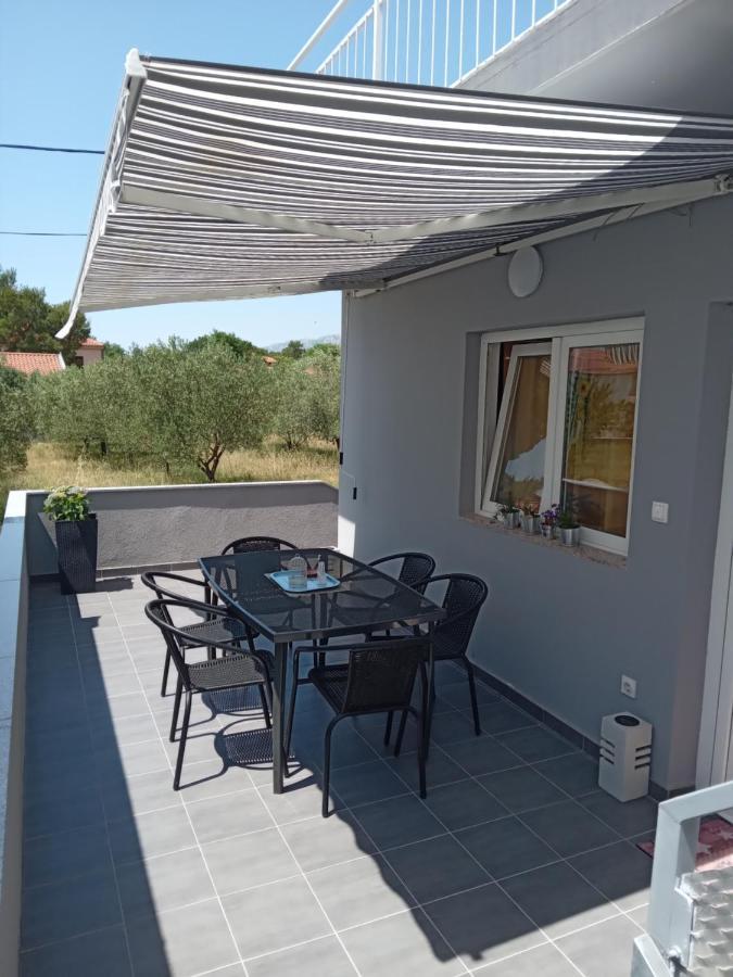 Holiday House Lara Starigrad Paklenica Luaran gambar