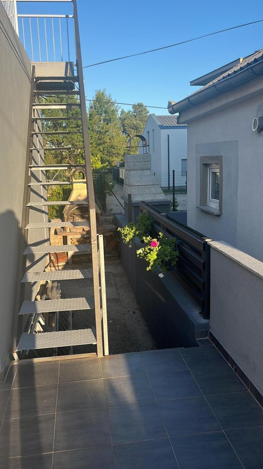 Holiday House Lara Starigrad Paklenica Luaran gambar
